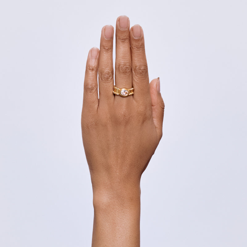 Sikil Ring in Zircon - 18K Gold Plated