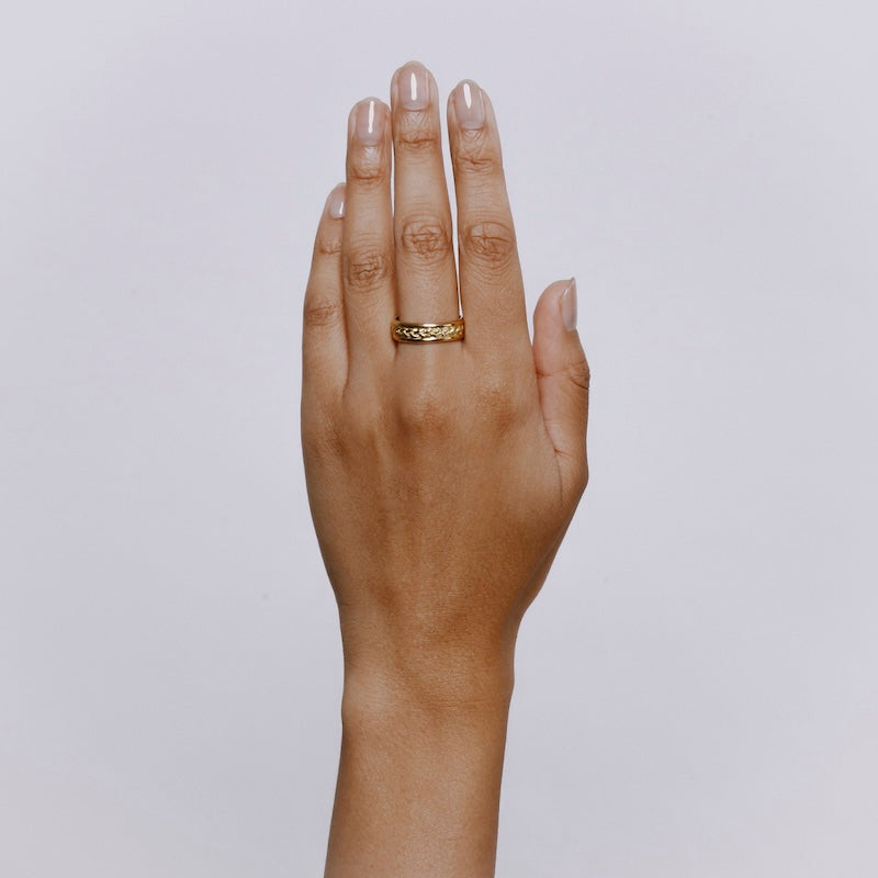 Acis Ring - Solid Gold
