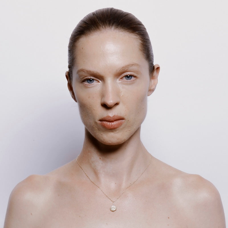 Gorgoneion Radiance Pendant with Diamonds - Solid Gold