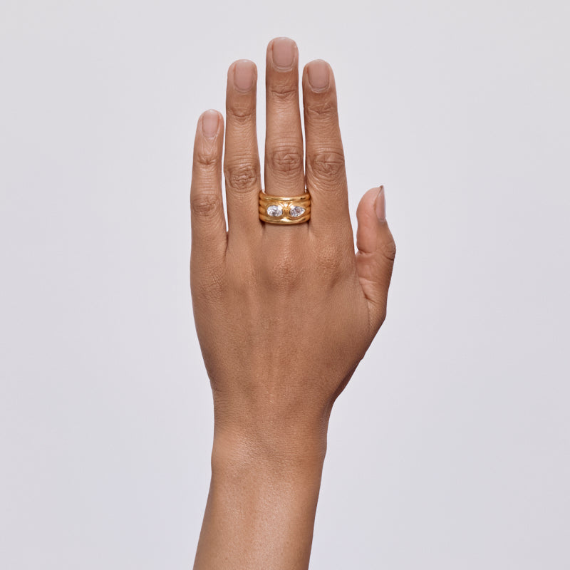 Ekur Ring with Zircon - 18K Gold Plated