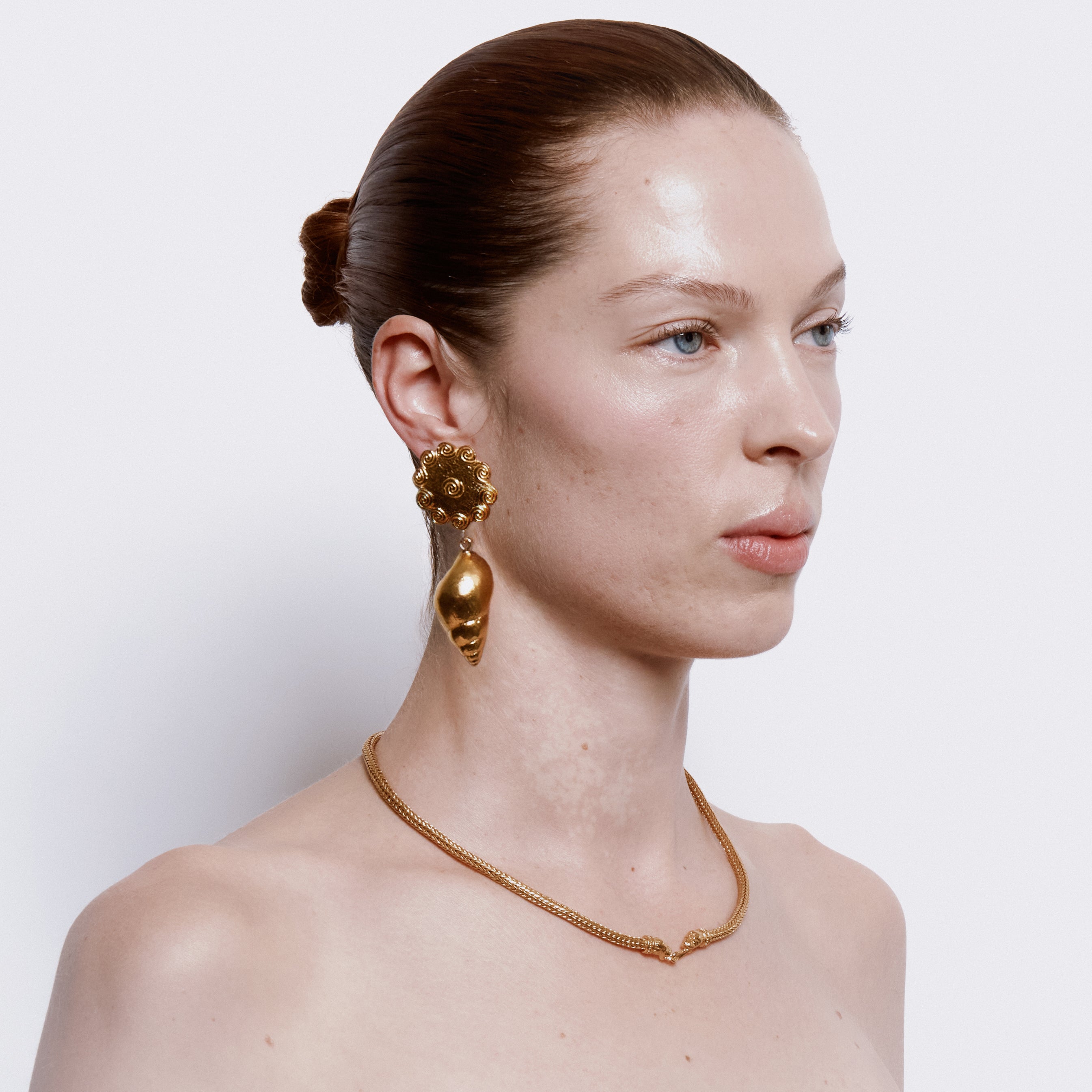 Nazari Tulipano Earrings - 18K Gold Plated