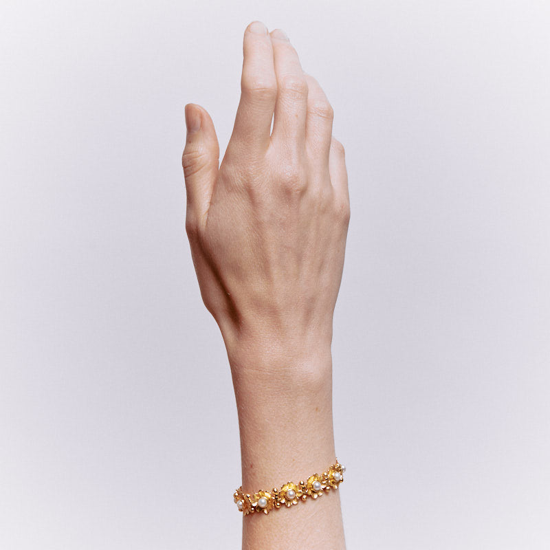 Bellaria Bracelet in Pearl - 18K Gold Plated