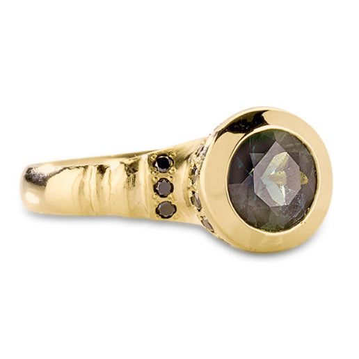 Assuan Ring - Solid Gold