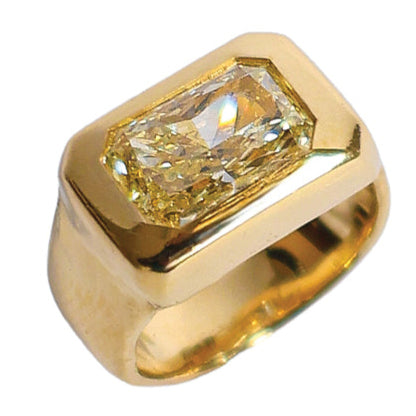Agenor Ring with Yellow Diamond - Solid Gold